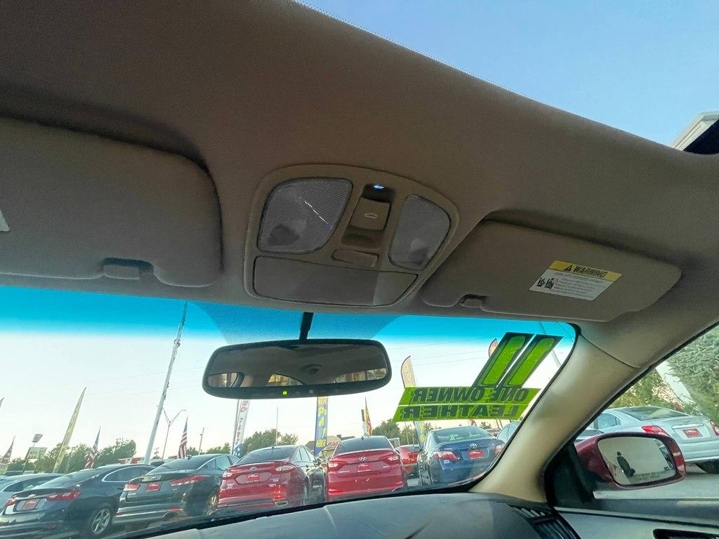 Hyundai Sonata 4dr Sdn 2.4L Auto Ltd 2011