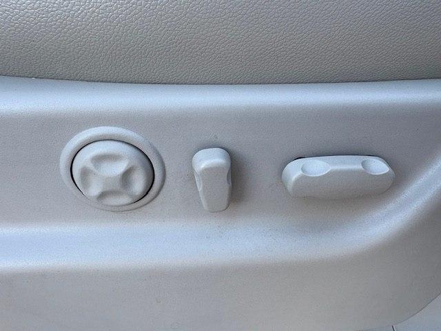 GMC Yukon 4WD 4dr 1500 SLT 2010