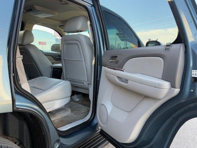 GMC Yukon 4WD 4dr 1500 SLT 2010