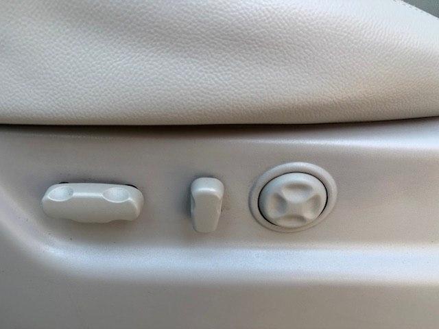 GMC Yukon 4WD 4dr 1500 SLT 2010