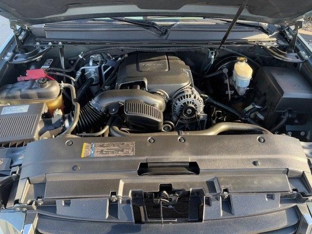 GMC Yukon 4WD 4dr 1500 SLT 2010