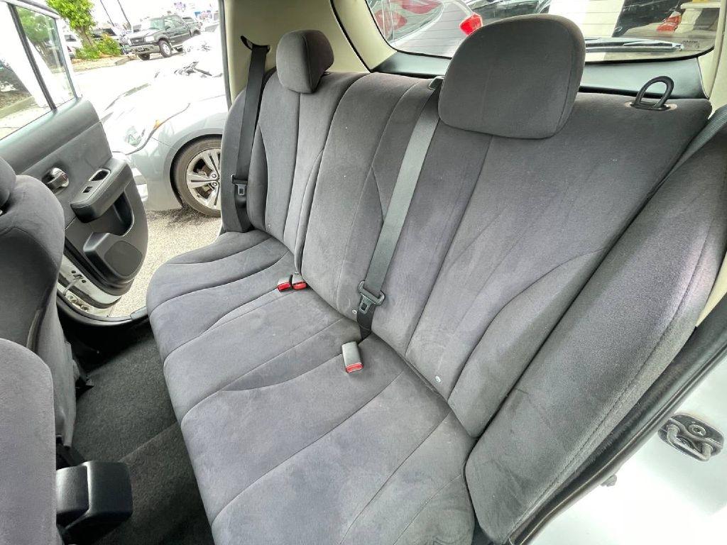 Nissan Versa 5dr HB I4 Auto 1.8 S 2008