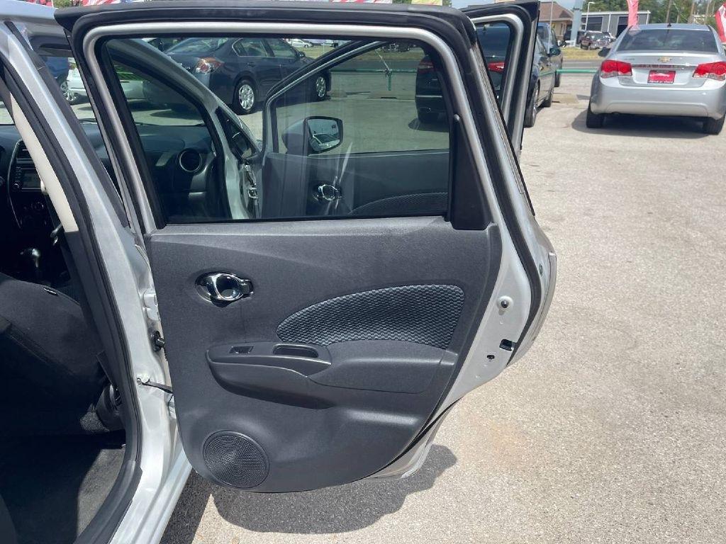 Nissan Versa Note 5dr HB CVT 1.6 SL 2015