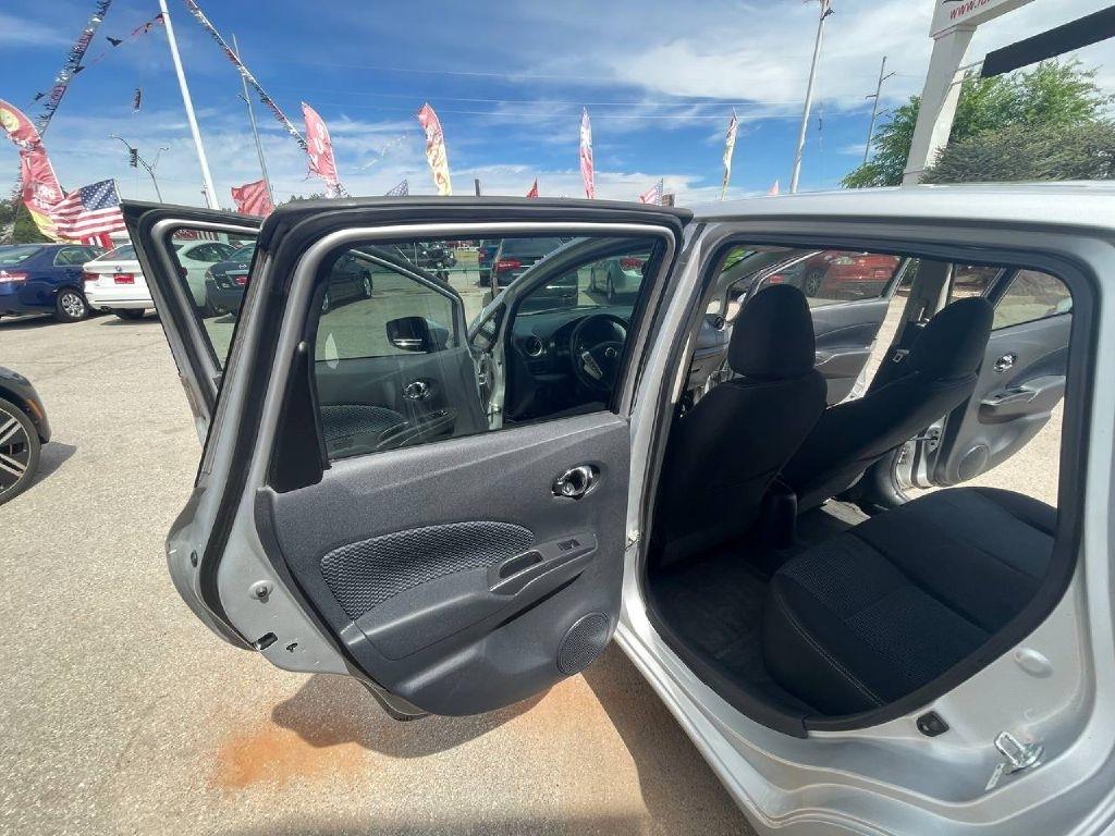 Nissan Versa Note 5dr HB CVT 1.6 SL 2015