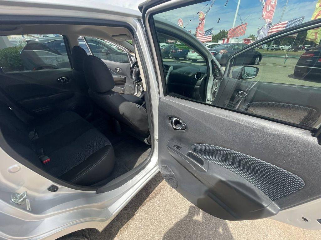 Nissan Versa Note 5dr HB CVT 1.6 SL 2015