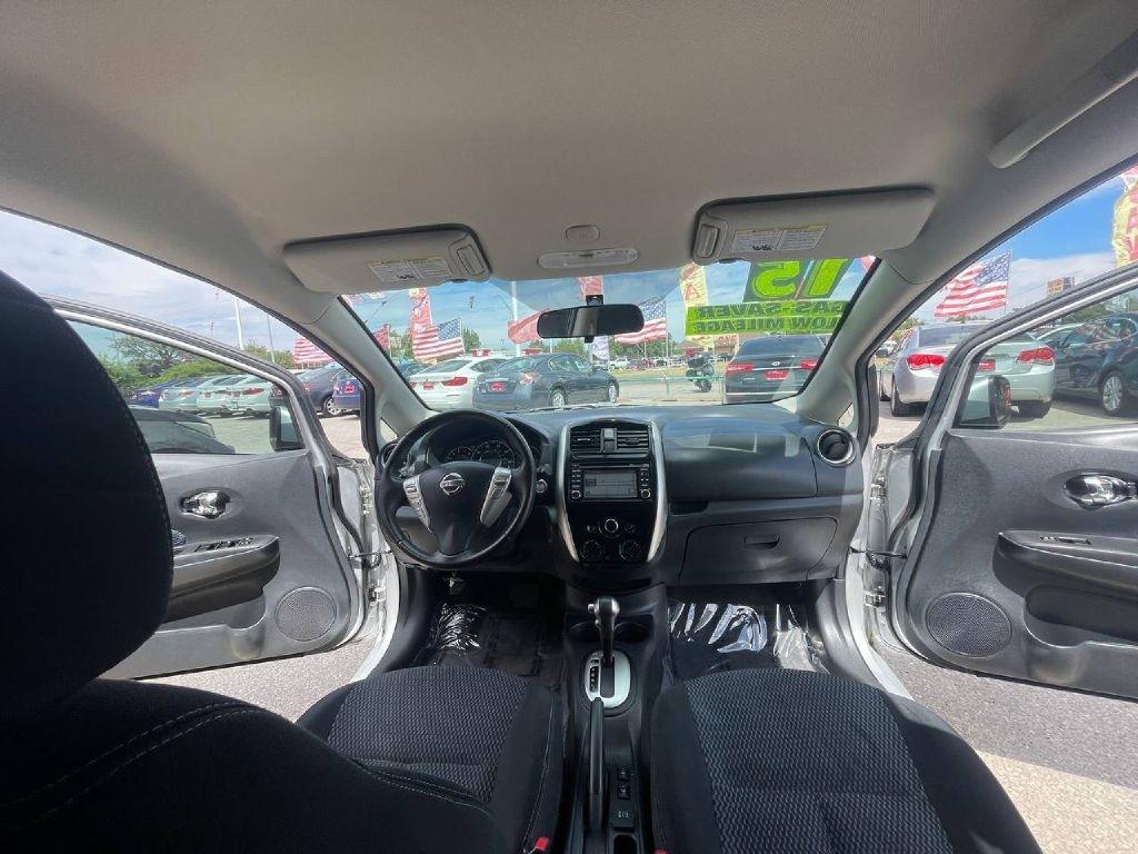 Nissan Versa Note 5dr HB CVT 1.6 SL 2015