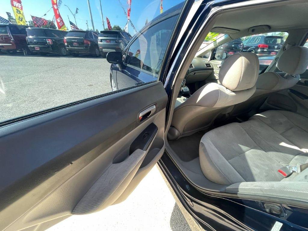 Honda Civic Sdn 4dr Auto LX 2010