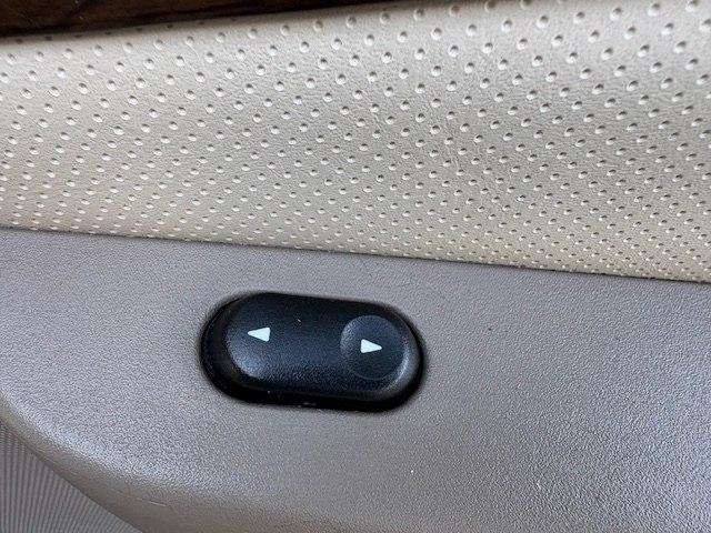 Ford Explorer 4dr 114" WB 4.6L Eddie Bauer 4WD 2005