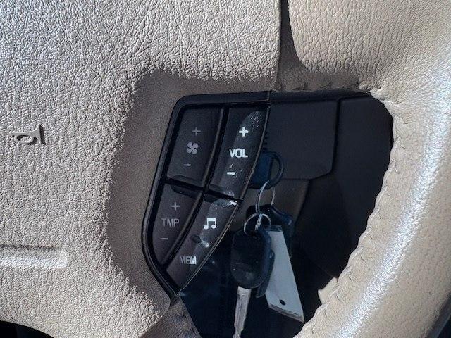 Ford Explorer 4dr 114" WB 4.6L Eddie Bauer 4WD 2005