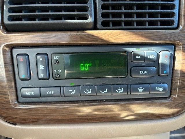 Ford Explorer 4dr 114" WB 4.6L Eddie Bauer 4WD 2005