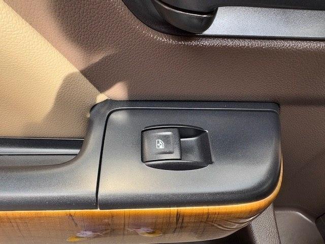 GMC Sierra 1500 2WD Crew Cab 143.5" SLE 2015