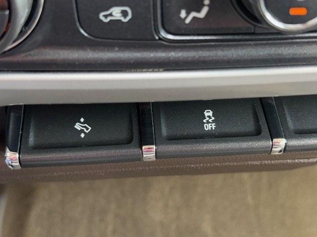 GMC Sierra 1500 2WD Crew Cab 143.5" SLE 2015