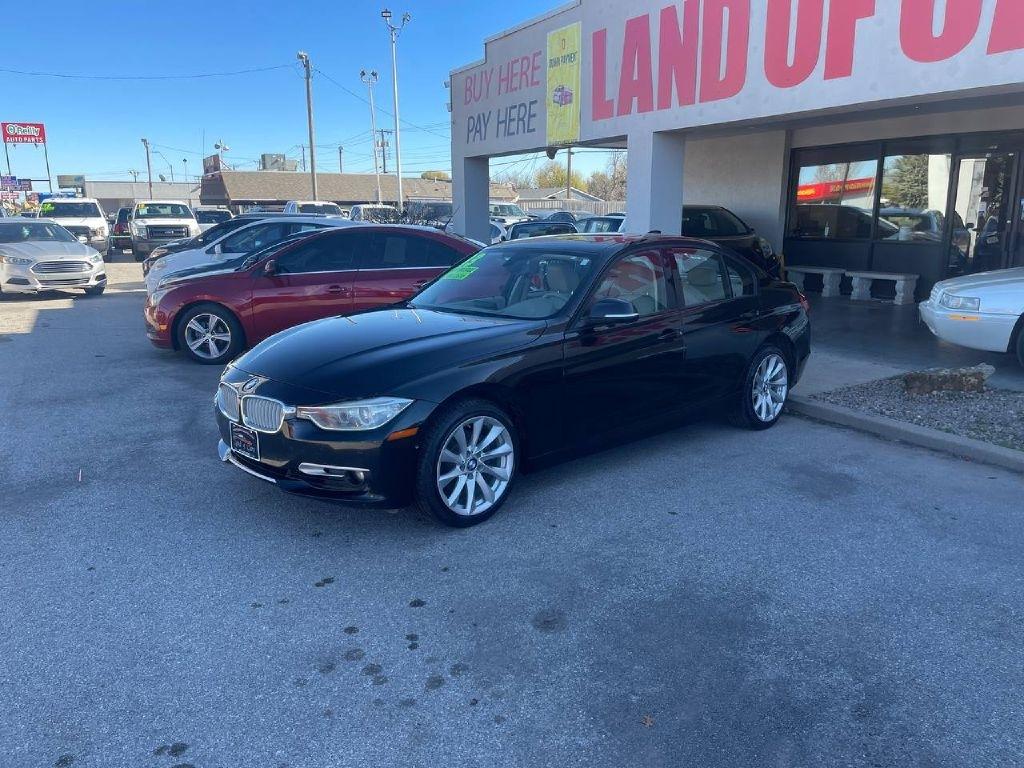 BMW 3 Series 4dr Sdn 328i RWD 2013