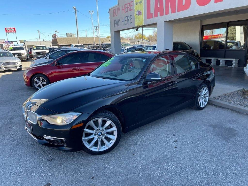 BMW 3 Series 4dr Sdn 328i RWD 2013