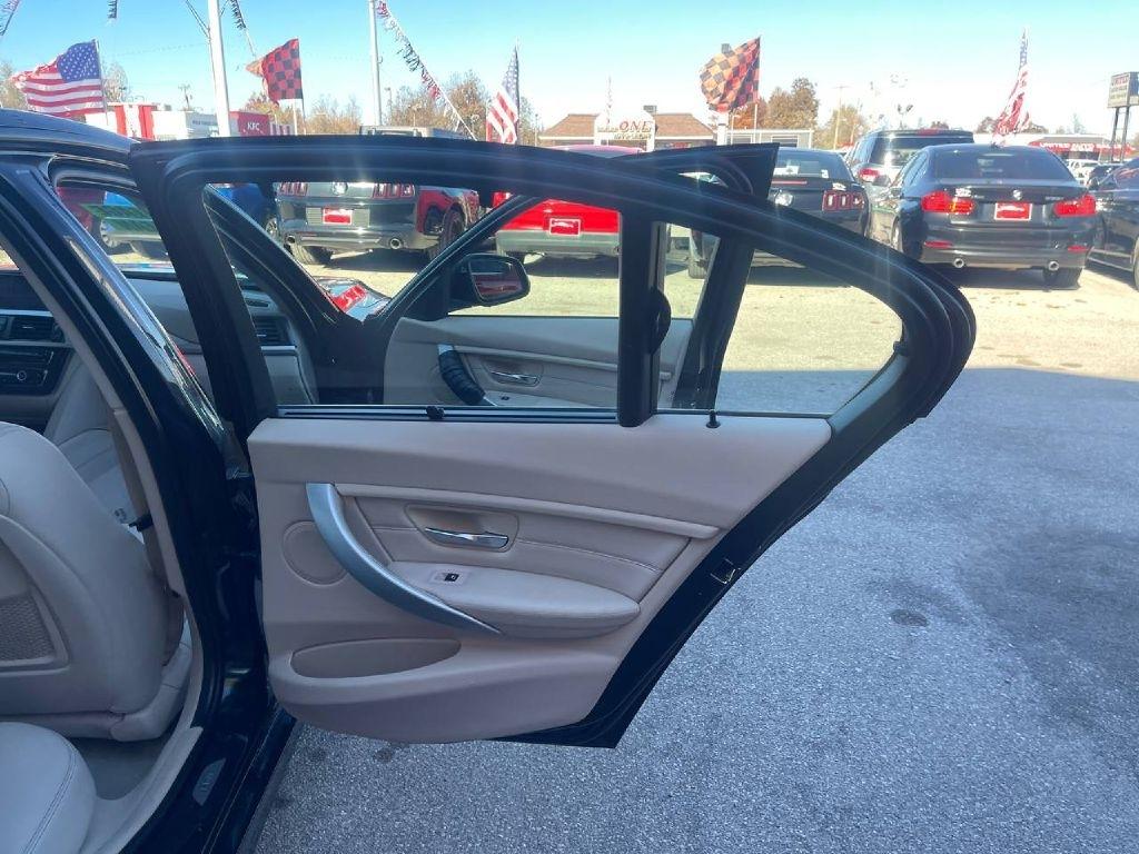 2013 BMW 3 Series 4dr Sdn 328i RWD