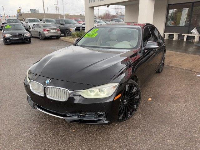 BMW 3 Series 4dr Sdn 328i RWD 2013