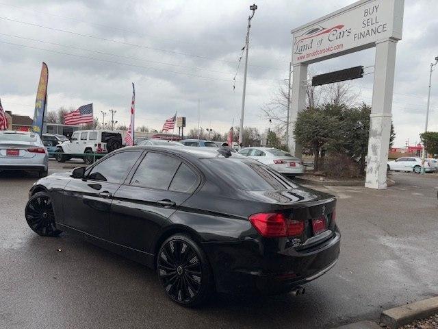 BMW 3 Series 4dr Sdn 328i RWD 2013