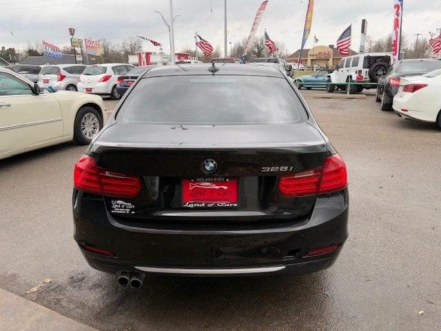 BMW 3 Series 4dr Sdn 328i RWD 2013