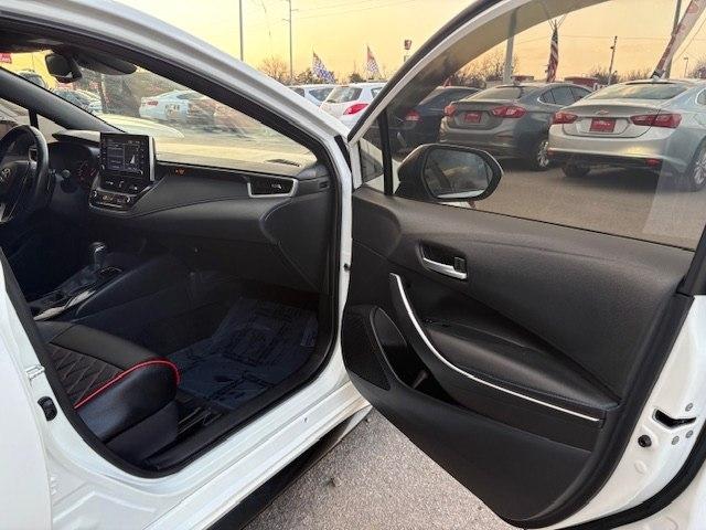 Toyota Corolla SE CVT (Natl) 2020