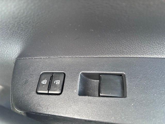 Toyota Corolla SE CVT (Natl) 2020