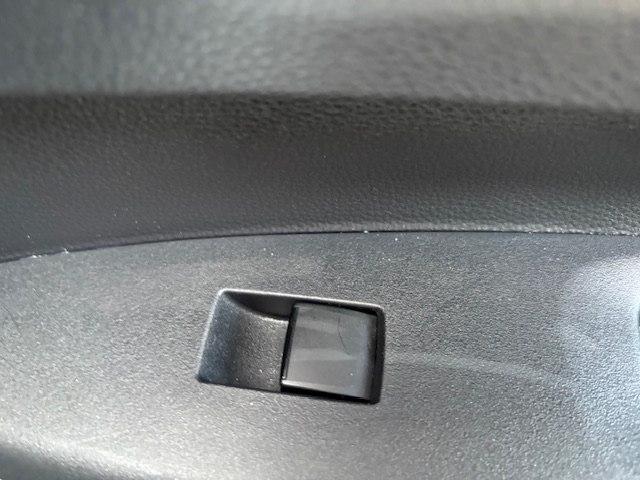 Toyota Corolla SE CVT (Natl) 2020