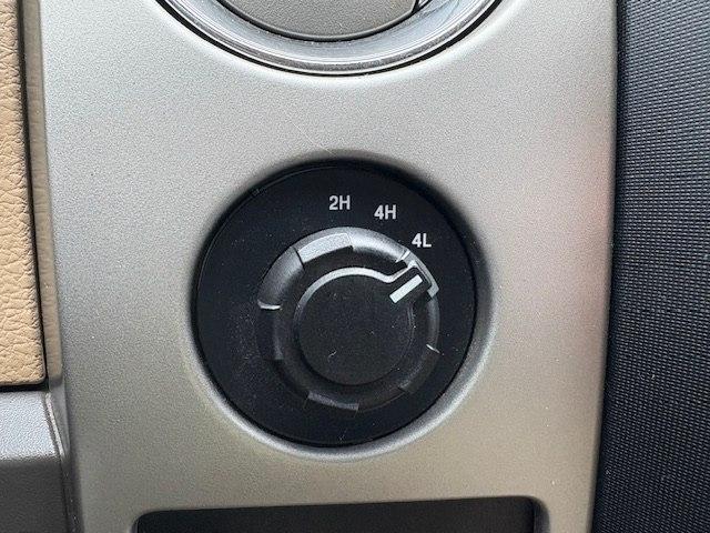 Ford F-150 4WD SuperCrew 145" King Ranch 2014