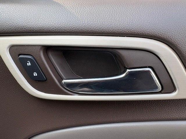 GMC Yukon 4WD 4dr Denali 2015