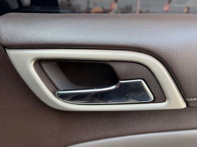 GMC Yukon 4WD 4dr Denali 2015