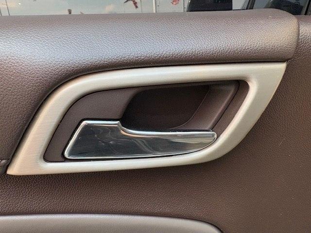 GMC Yukon 4WD 4dr Denali 2015