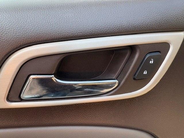 GMC Yukon 4WD 4dr Denali 2015