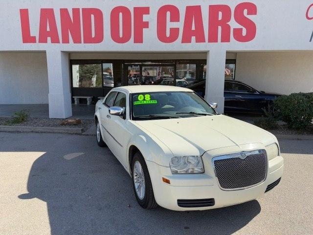 Chrysler 300 4dr Sdn 300 LX RWD 2008