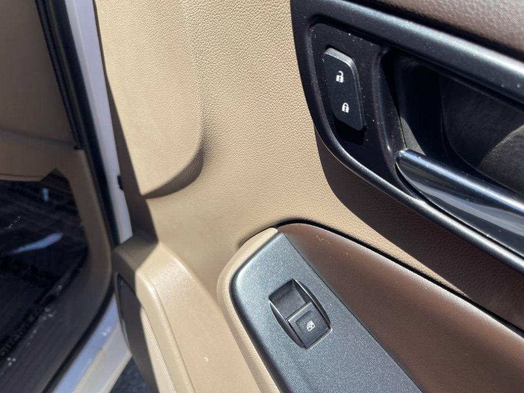 Chevrolet Tahoe 2WD 4dr LS 2015