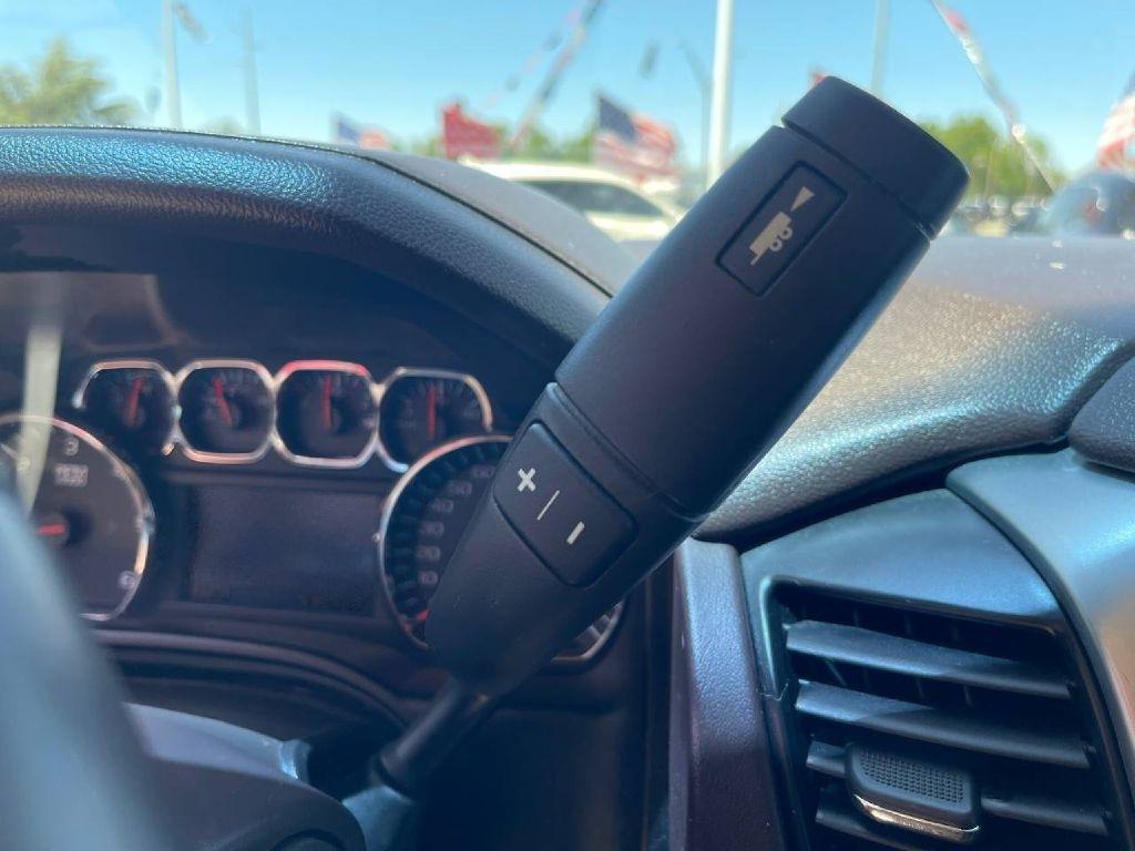 Chevrolet Tahoe 2WD 4dr LS 2015