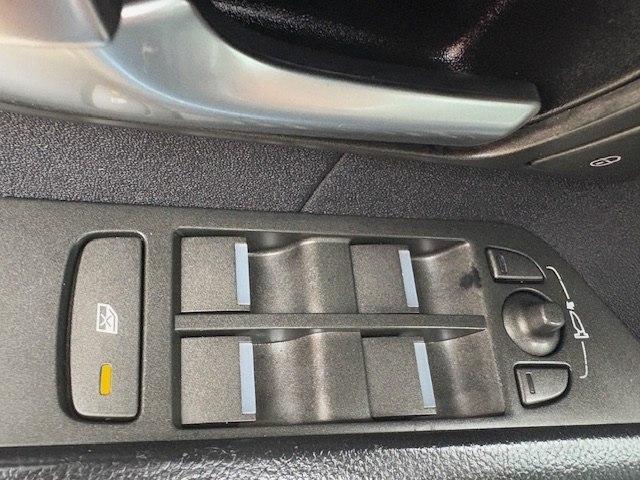 Land Rover Range Rover Evoque 5dr HB Pure Plus 2013