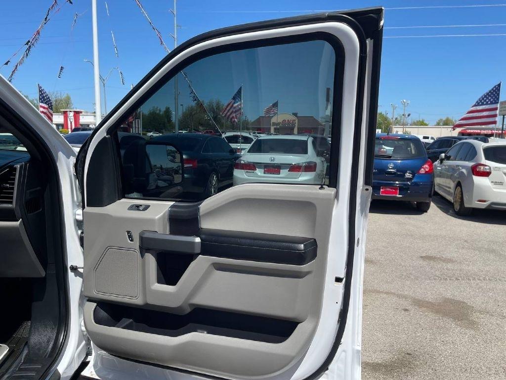 Ford F-150 4WD SuperCrew 145" King Ranch 2016