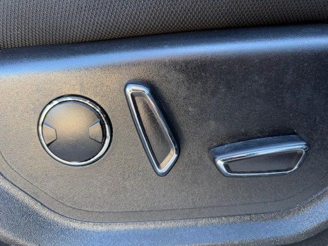 Ford F-150 Lariat 2WD SuperCab 8' Box 2018