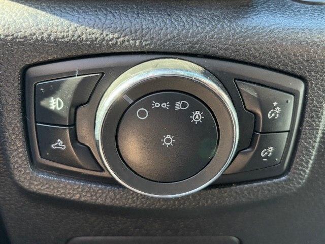 Ford F-150 Lariat 2WD SuperCab 8' Box 2018