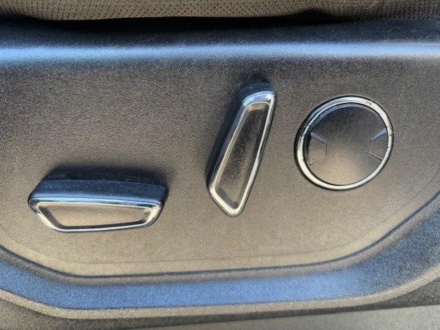 Ford F-150 Lariat 2WD SuperCab 8' Box 2018