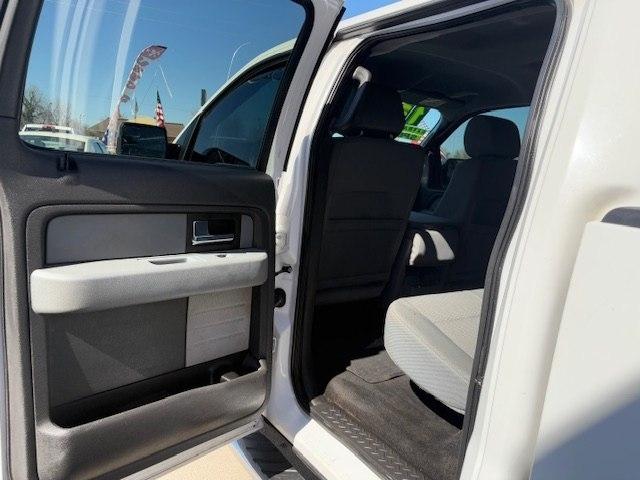 Ford F-150 4WD SuperCrew 145" Platinum 2013