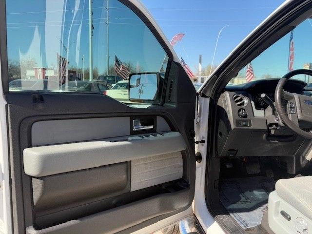 Ford F-150 4WD SuperCrew 145" Platinum 2013