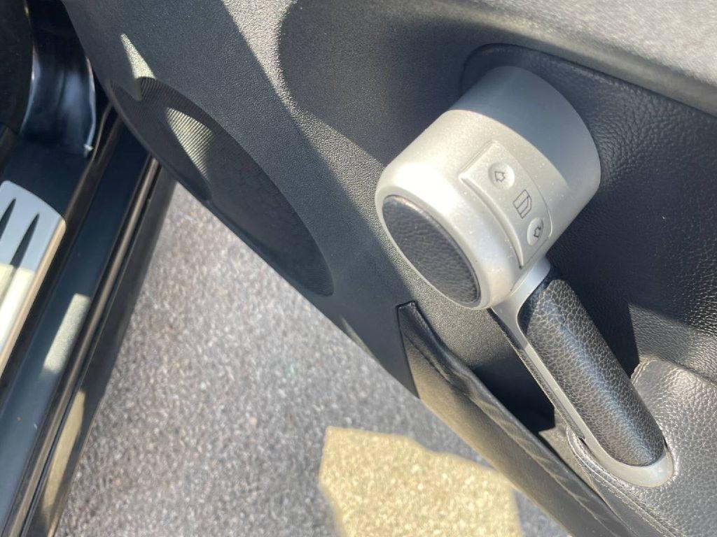 Mercedes-Benz SLK-Class Roadster 3.5L 2006