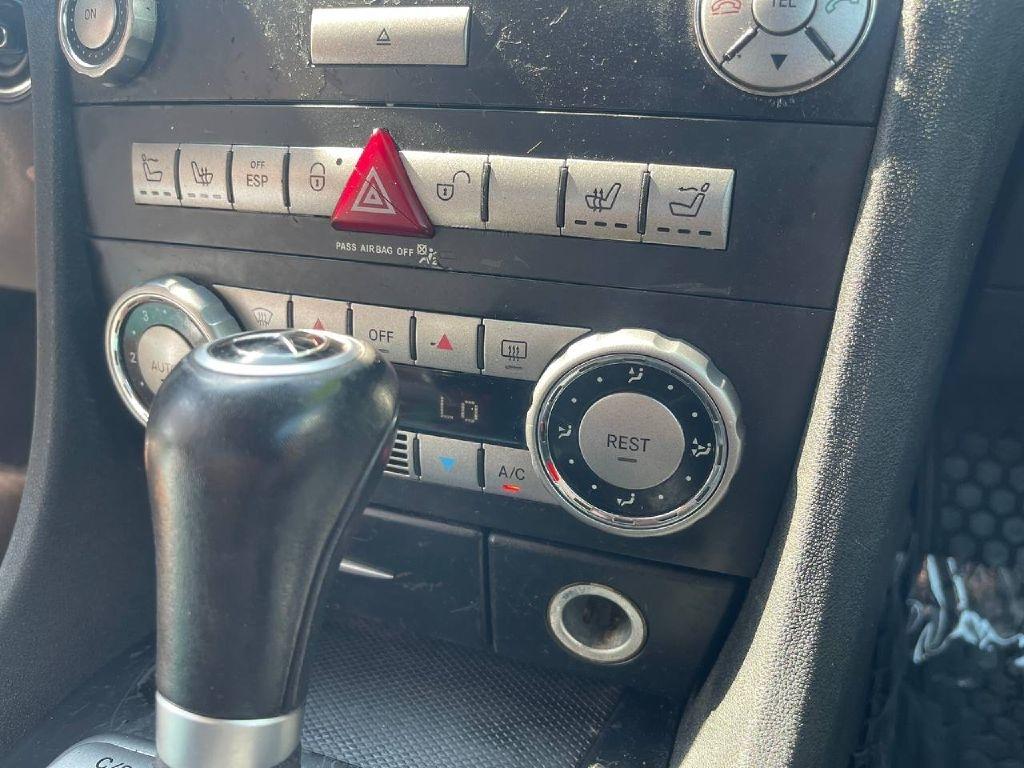 Mercedes-Benz SLK-Class Roadster 3.5L 2006