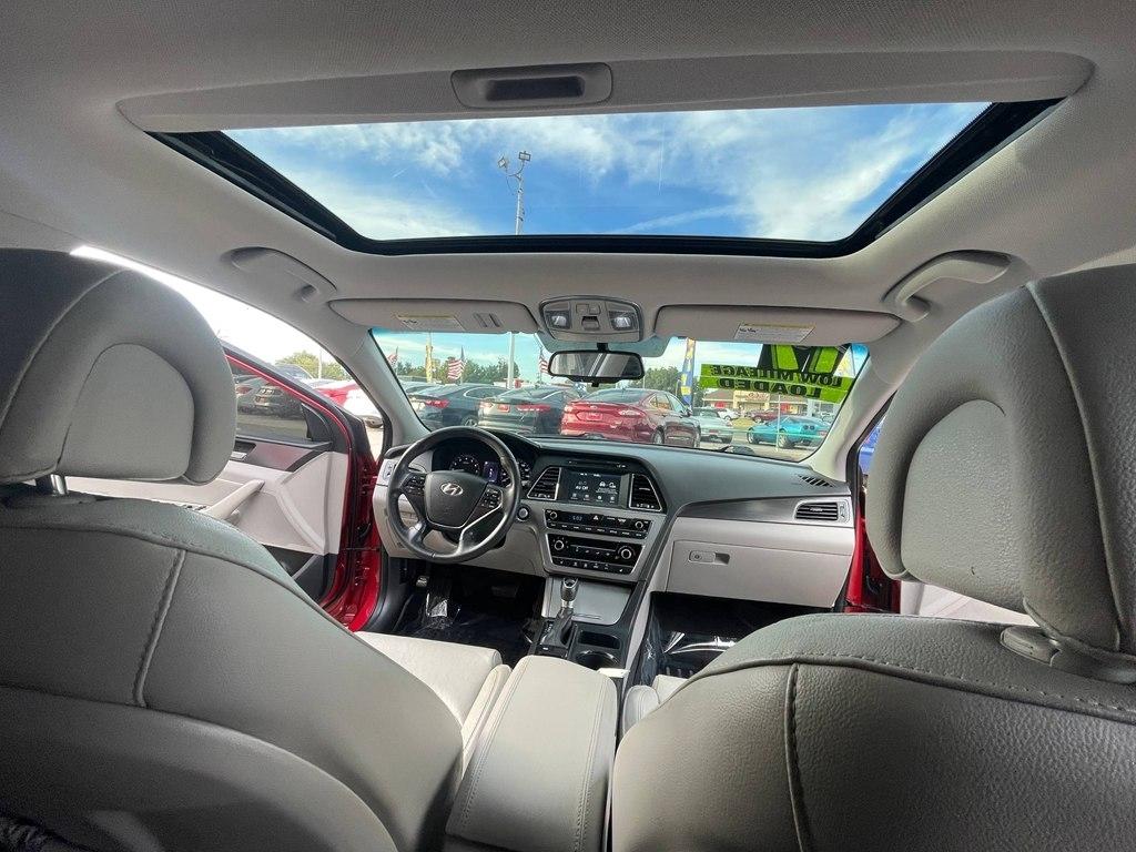 Hyundai Sonata Sport 2.4L 2017