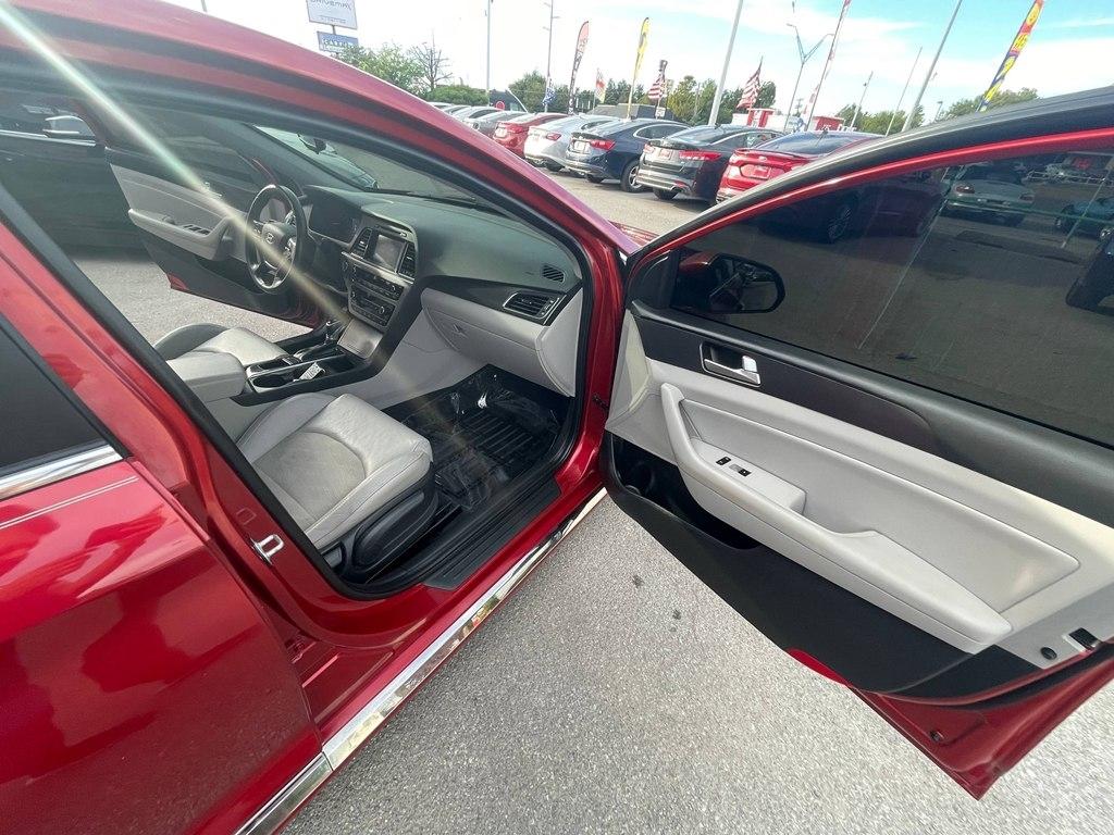 Hyundai Sonata Sport 2.4L 2017