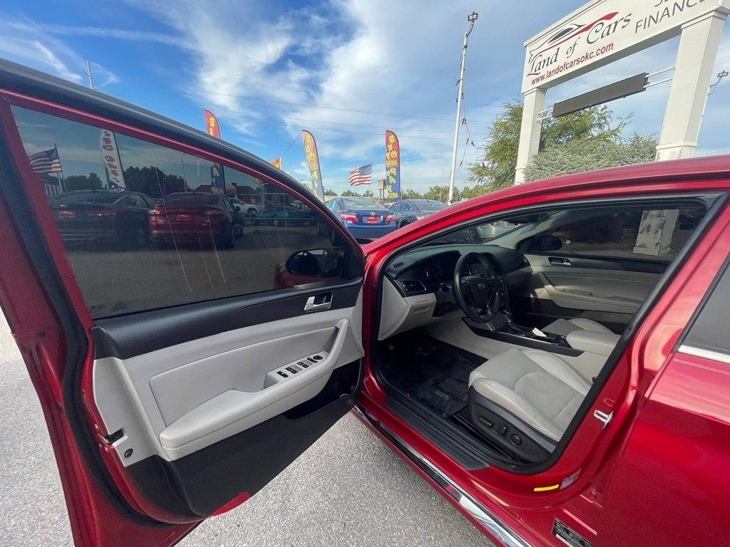 Hyundai Sonata Sport 2.4L 2017