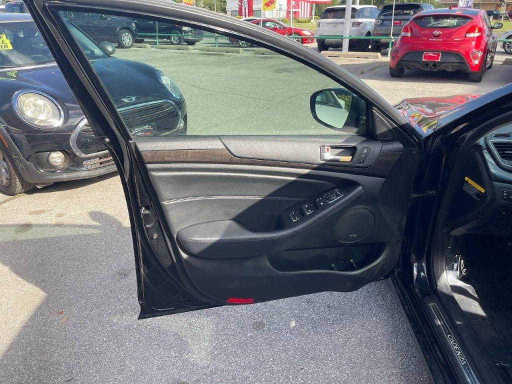 Kia Cadenza 4dr Sdn Premium 2014