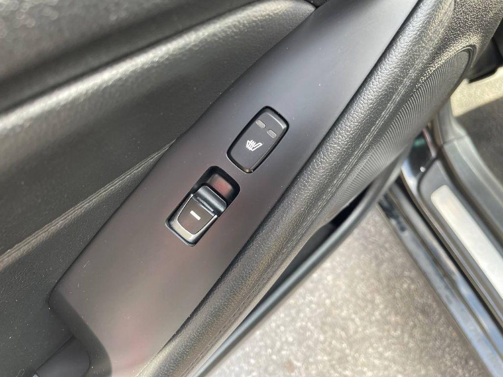 Kia Cadenza 4dr Sdn Premium 2014