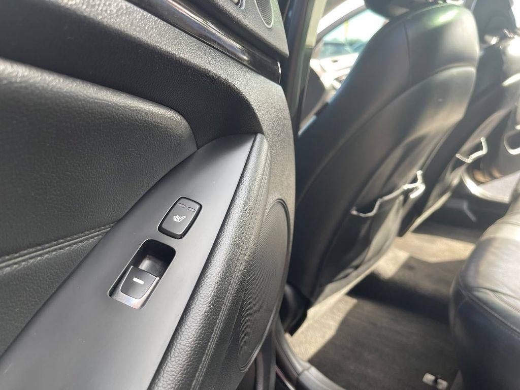 Kia Cadenza 4dr Sdn Premium 2014