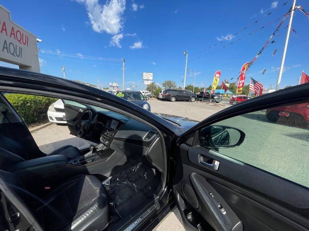 Kia Cadenza 4dr Sdn Premium 2014