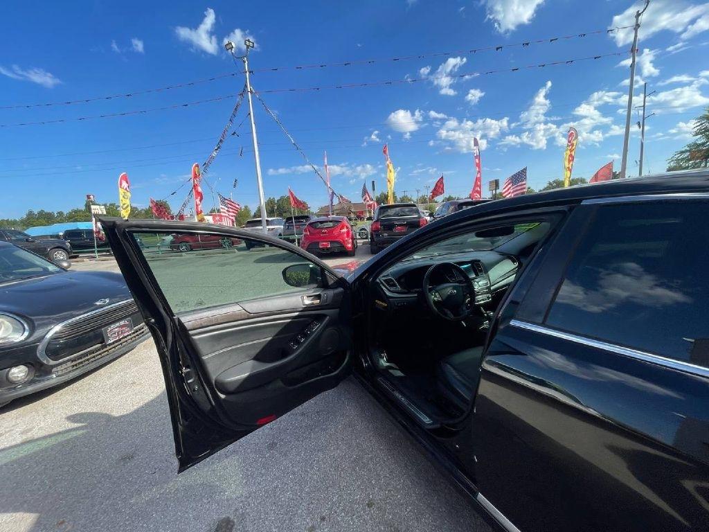 Kia Cadenza 4dr Sdn Premium 2014